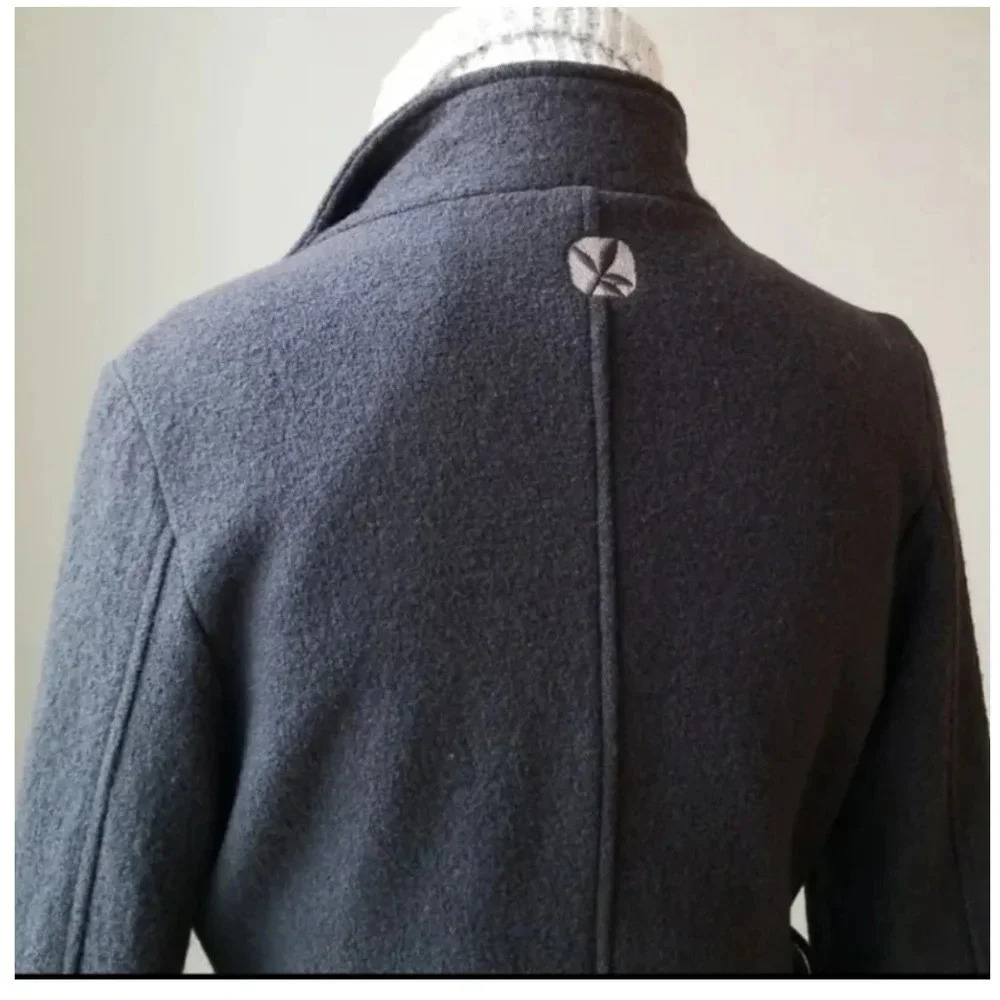 ||CARVE|| wool jacket, coat, belted, gray, vented, fitted, extra small - Picture 4 of 7